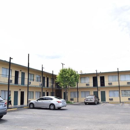 Imperial Motel โอเดสซา ภายนอก รูปภาพ